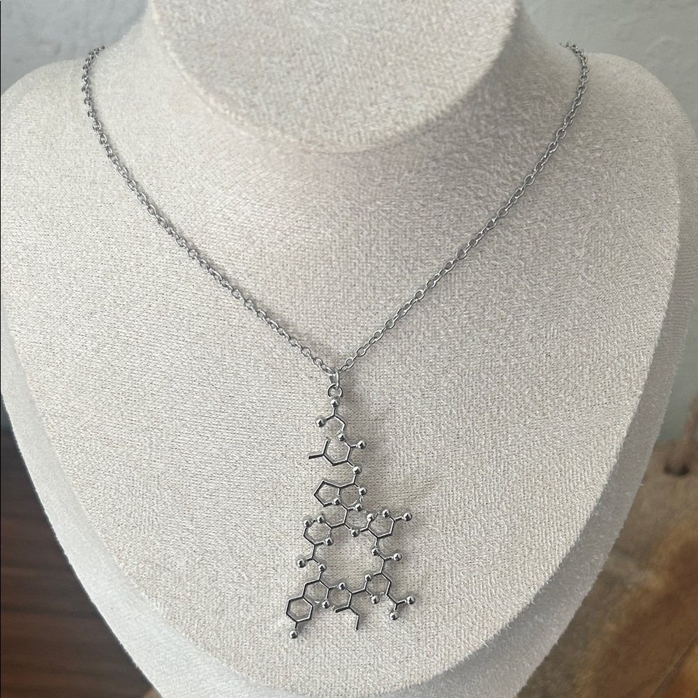 Silver Molecule Cluster Pendant Necklace
